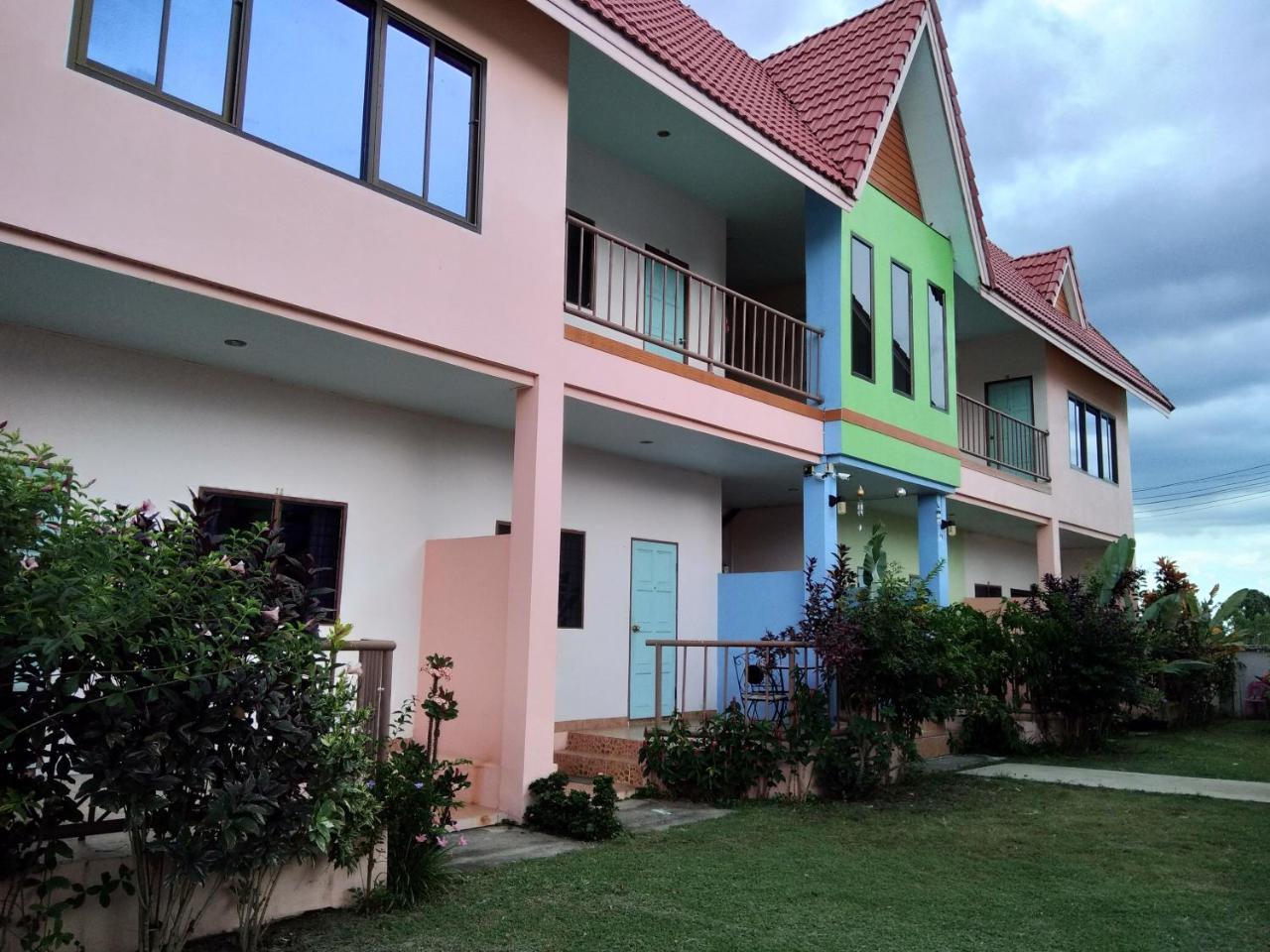 Peace Pool Resort Khun Han Екстериор снимка
